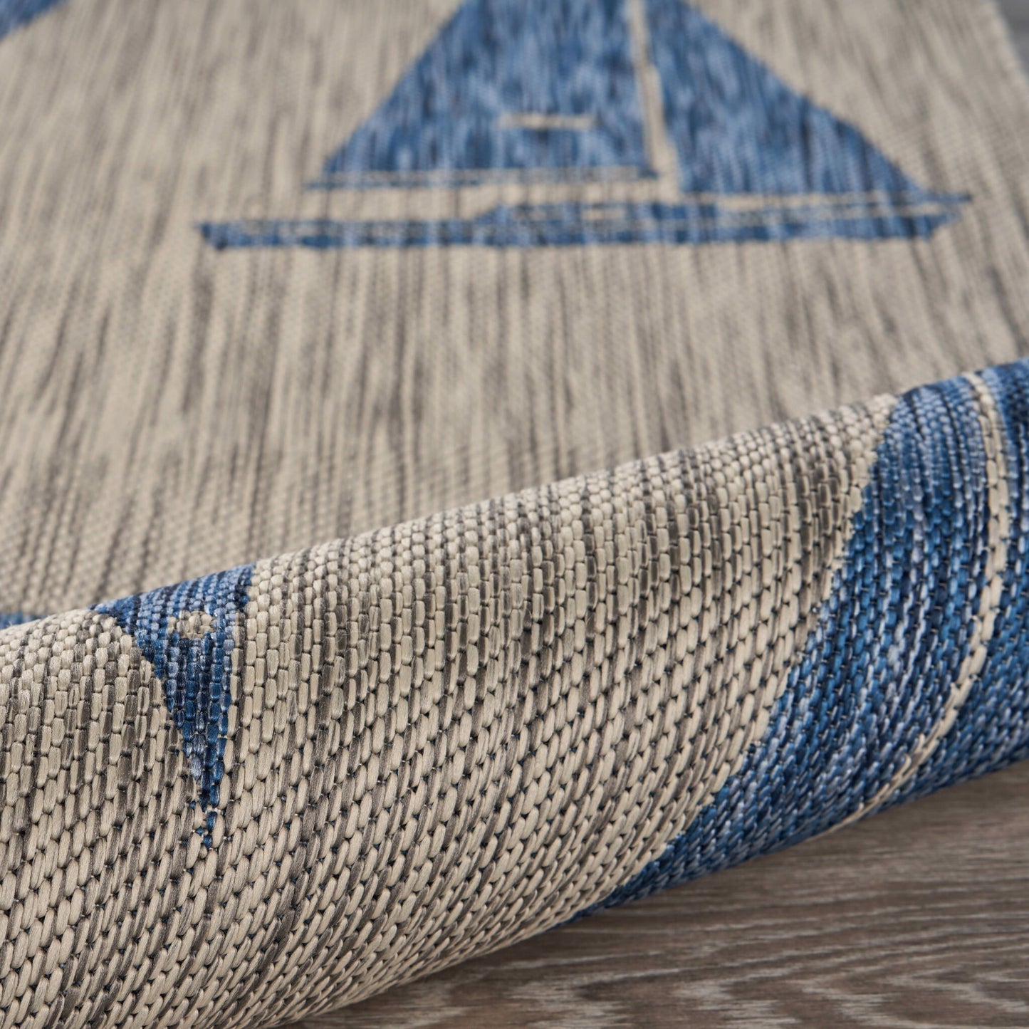 5' x 7' Gray Sailboat Indoor Outdoor Area Rug