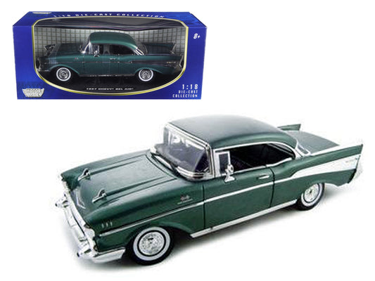 Chevrolet Bel Air 1957 Hardtop Green 1/18 Diecast Model Car