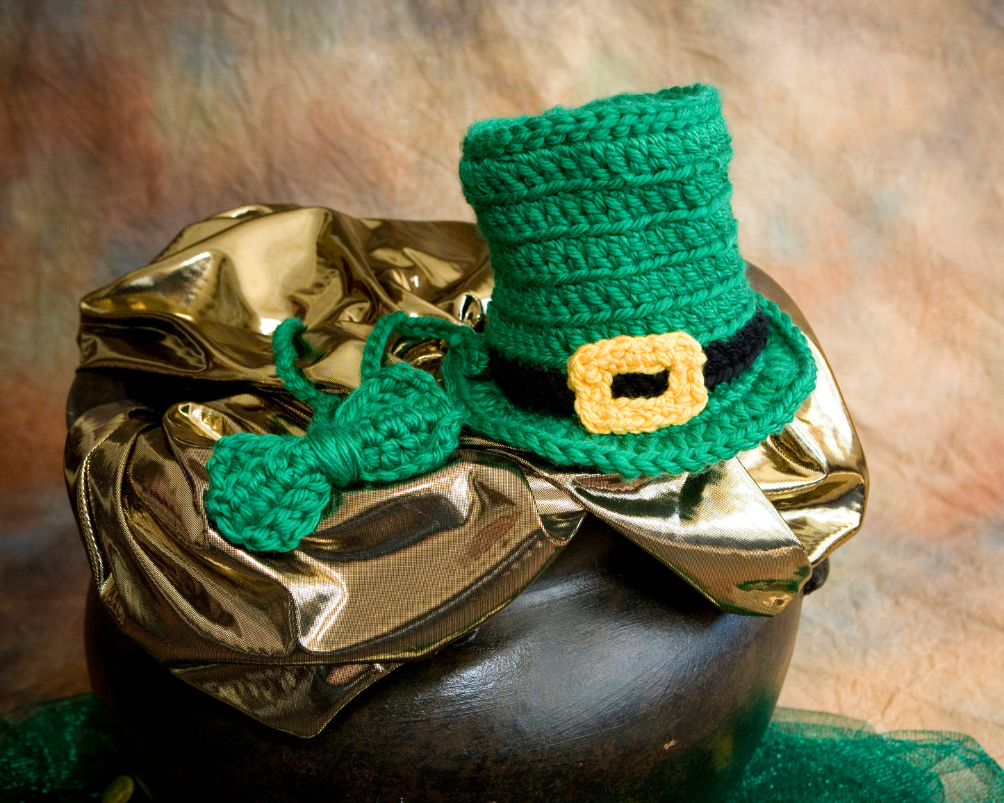 Baby Leprechaun Hat & Bow Tie Set